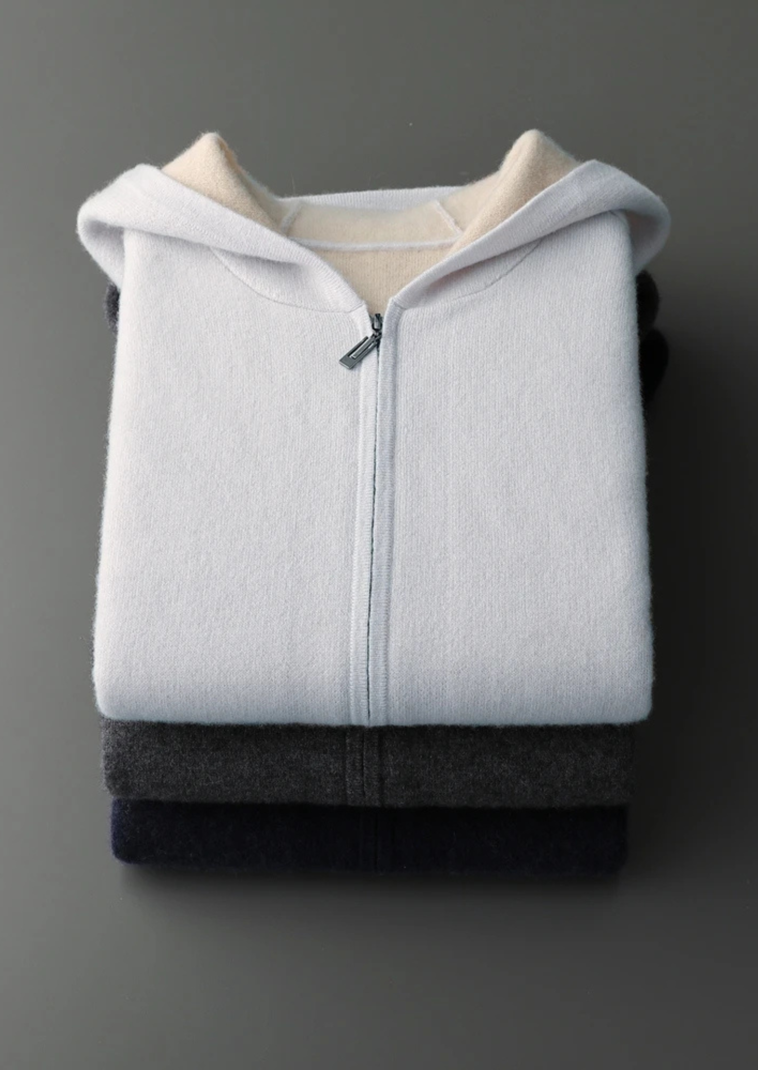 SUDADERA CON CAPUCHA DE DOS TONOS Y CREMALLERA, 100 % CACHEMIRA