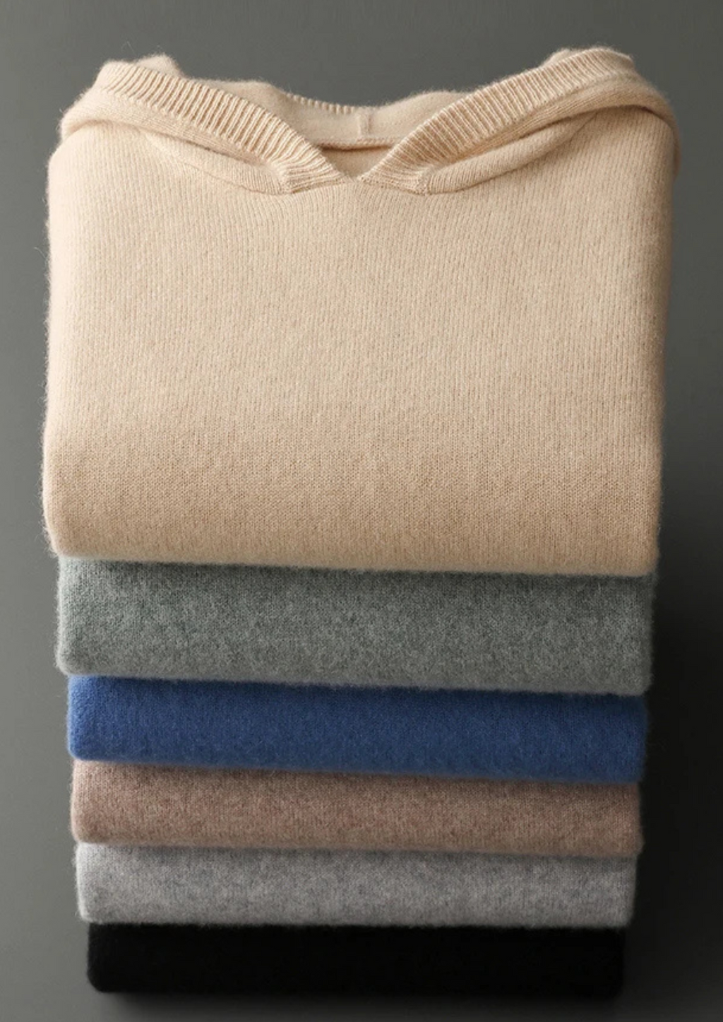 SUDADERA CON CAPUCHA DE OCIO 100 % CACHEMIRA