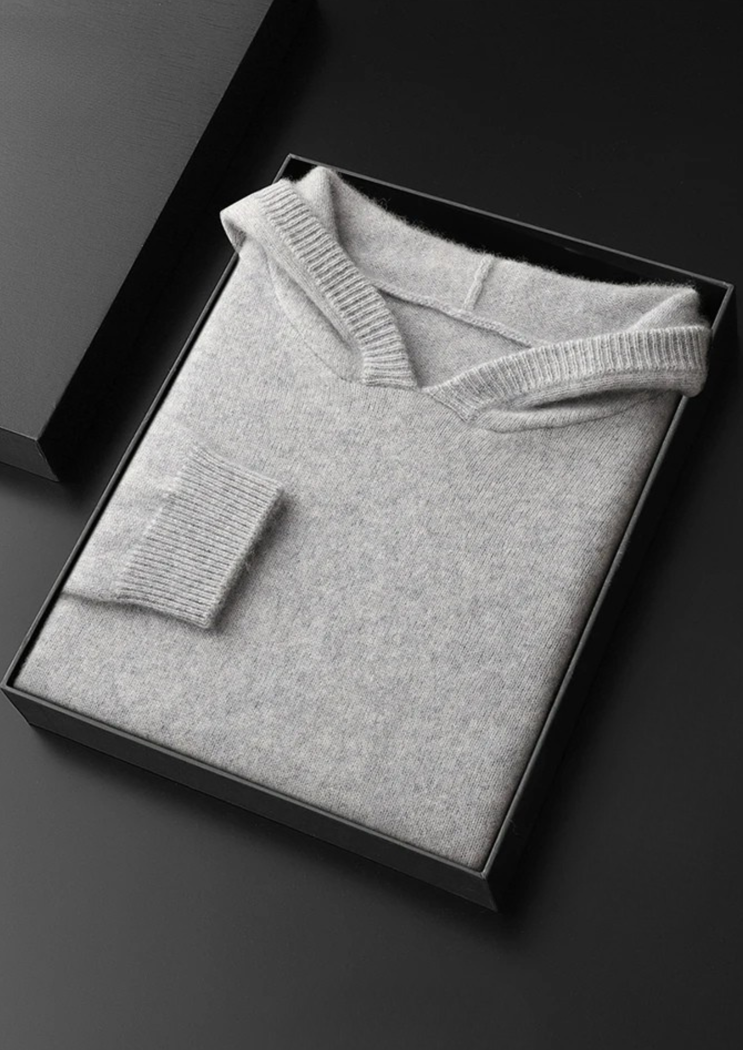 SUDADERA CON CAPUCHA DE OCIO 100 % CACHEMIRA