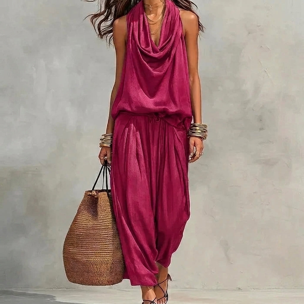 Casilda | Conjunto de Dos Piezas con Top Halter Drapeado
