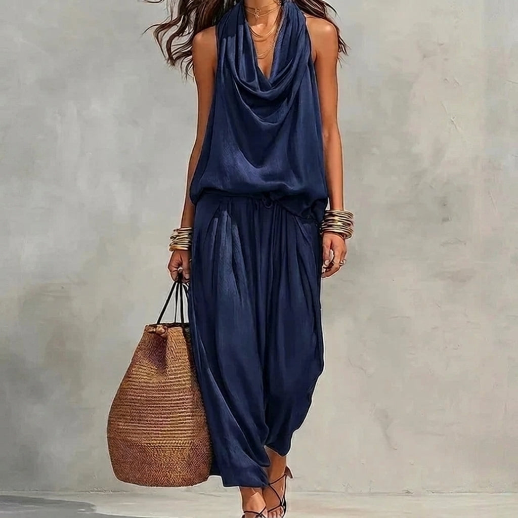 Casilda | Conjunto de Dos Piezas con Top Halter Drapeado