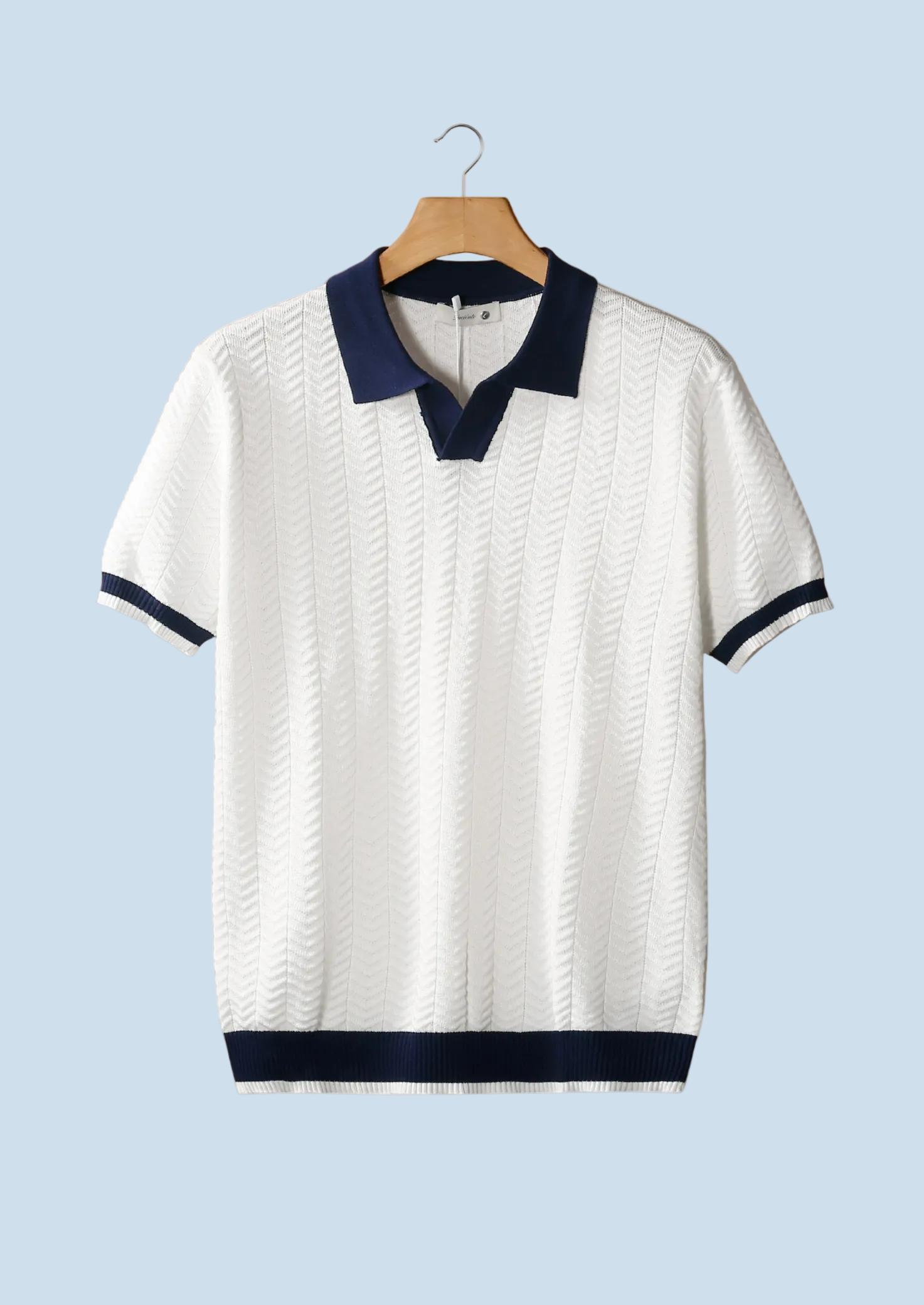 POLO CON TEXTURA EN CONTRASTE