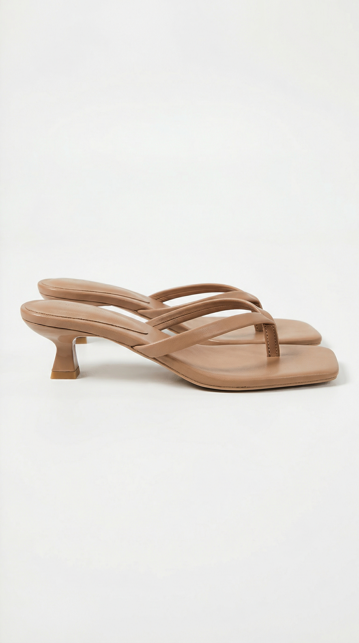 Jessica | Sandalias con Tacón Kitten y Diseño de Dedo